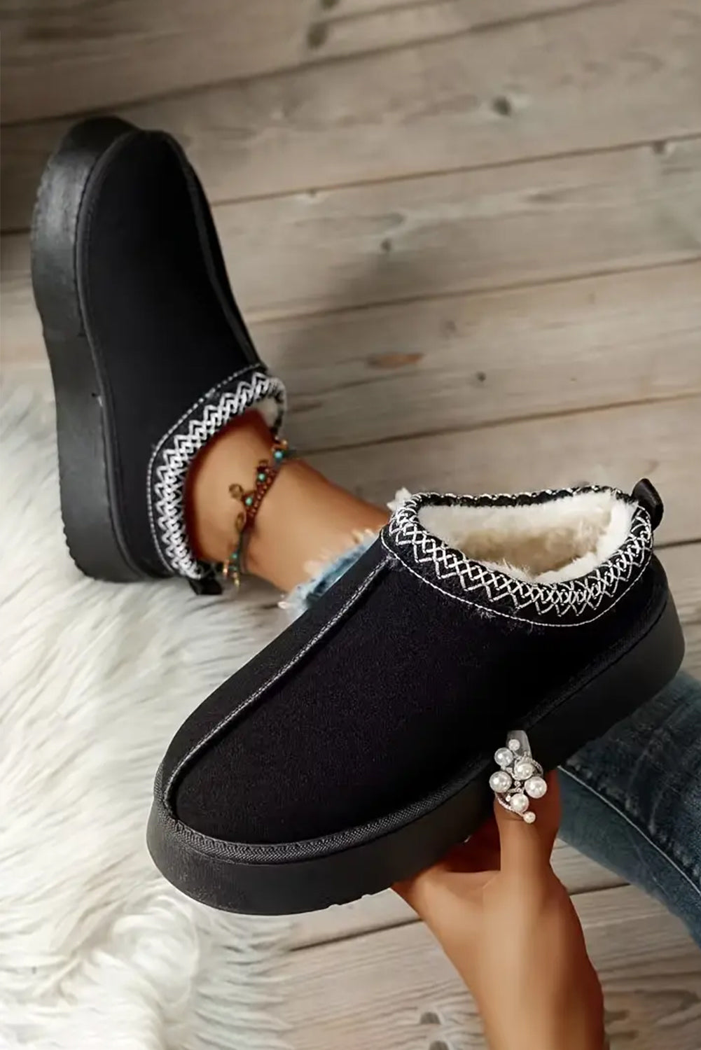 Faux Suede Platform Low-cut boots