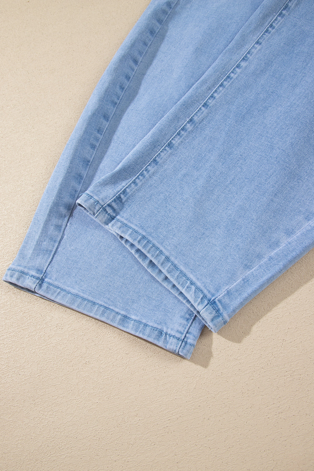 Ankle-length Barrel Jeans